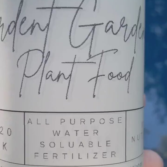 PLANT FOOD 20-20-20 Garden Fertilizer, Water Soluble, Great for all plants, 1 Tablespoon Per Gallon of Water, Garden Supplies, All Purpose